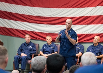 Coast Guard Vice Commandant visits members from Jacksonville area units