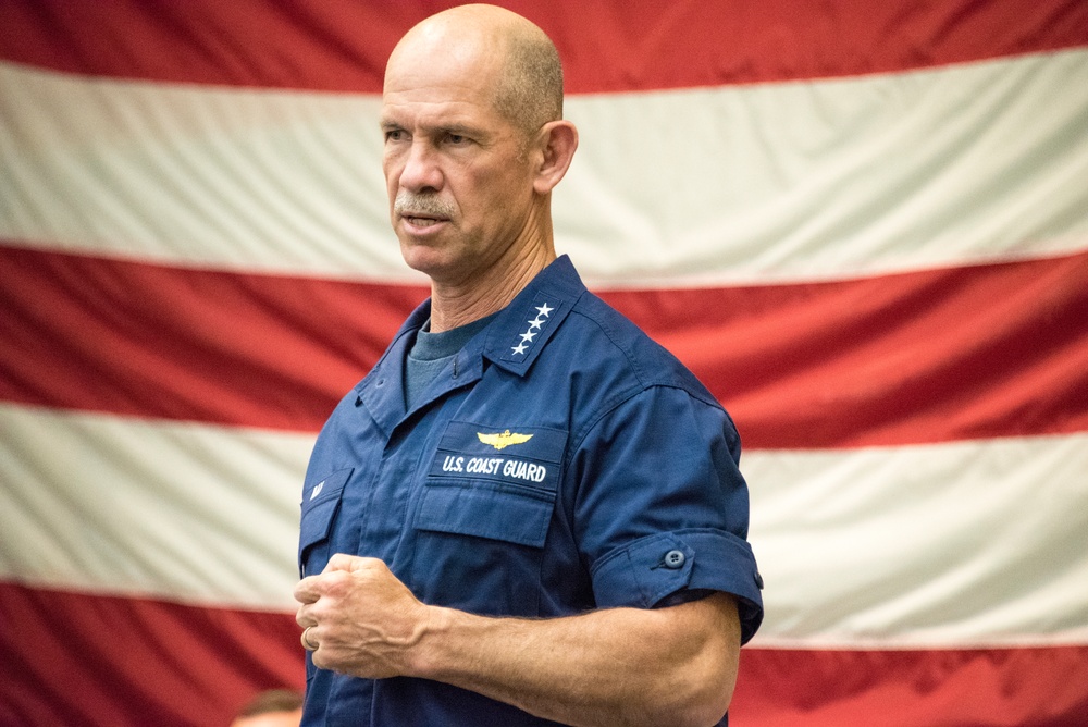 Coast Guard Vice Commandant visits members from Jacksonville area units