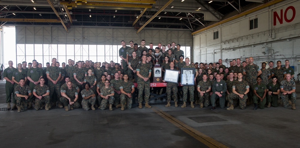 VMGR-252 is awarded the Chesty Puller Award