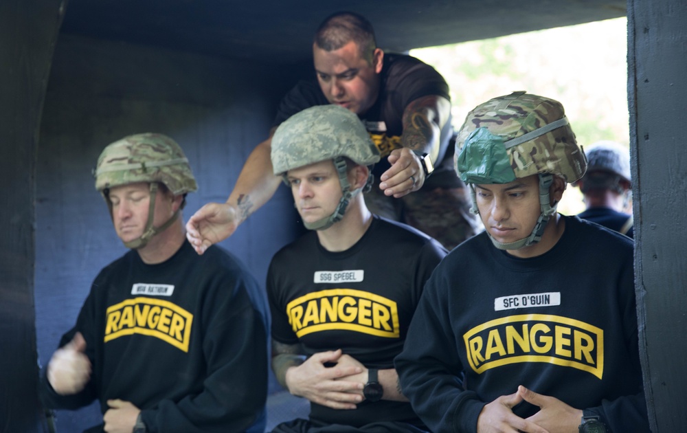 5TH RANGER TRAINING BATTALION WATER JUMP