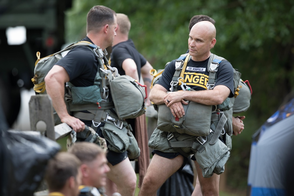 5TH RANGER TRAINING BATTALION WATER JUMP