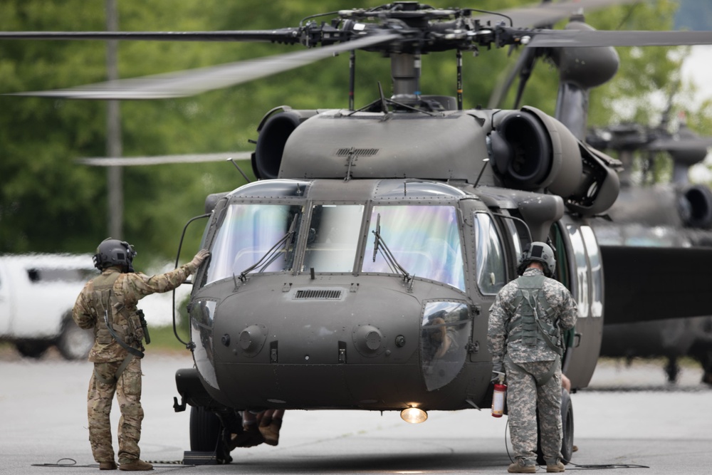 5TH RANGER TRAINING BATTALION WATER JUMP