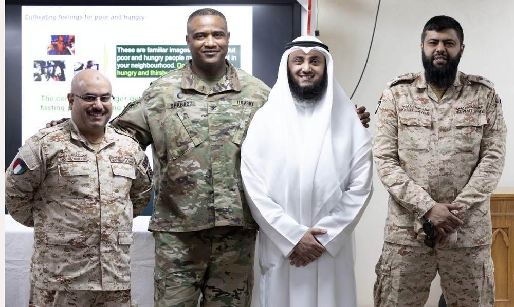 Chaplain Khalid Shabazz visits U.S. ARCENT Region
