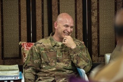 Iraqi Chief Warrant Officers gather for professional development [Image 7 of 8]