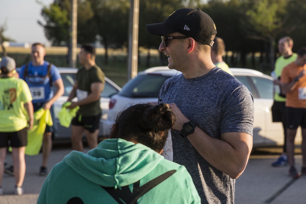 Moron Air Base hosts annual “No Bull” half marathon, 10-kilometer race