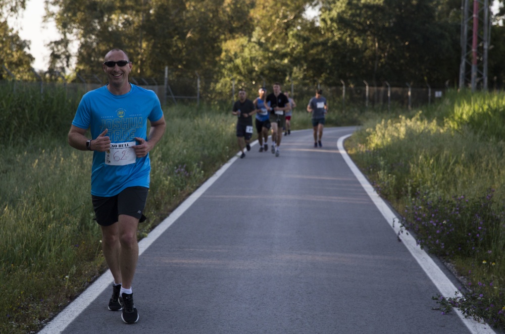 Moron Air Base hosts annual “No Bull” half marathon, 10-kilometer race