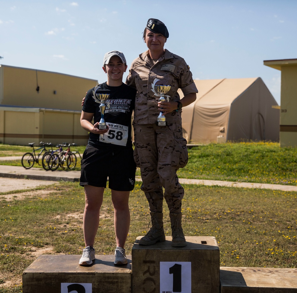 Moron Air Base hosts annual “No Bull” half marathon, 10-kilometer race