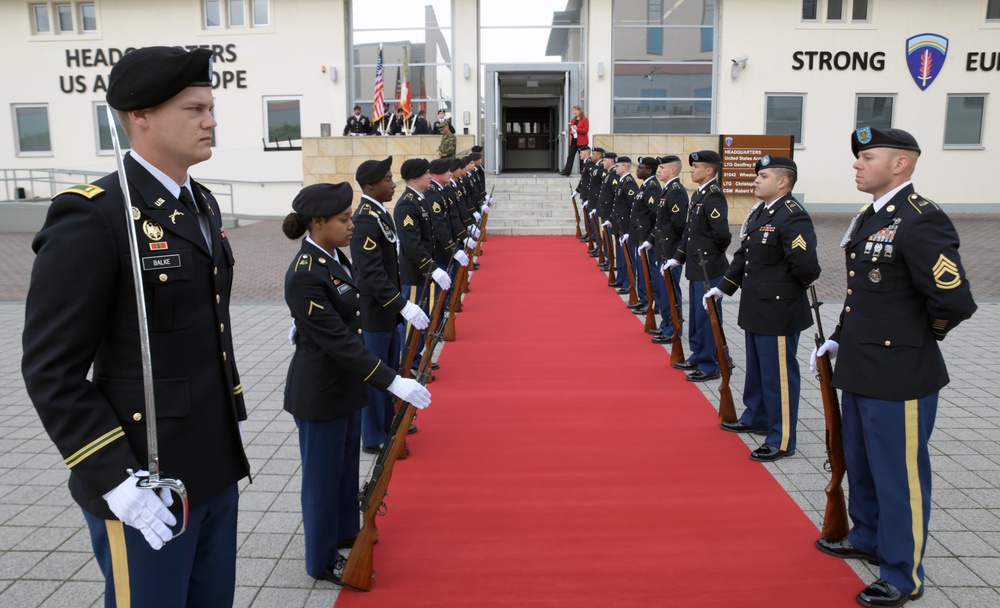 German Gen. Erhard Bühler visits U.S. Army Europe Headquarters