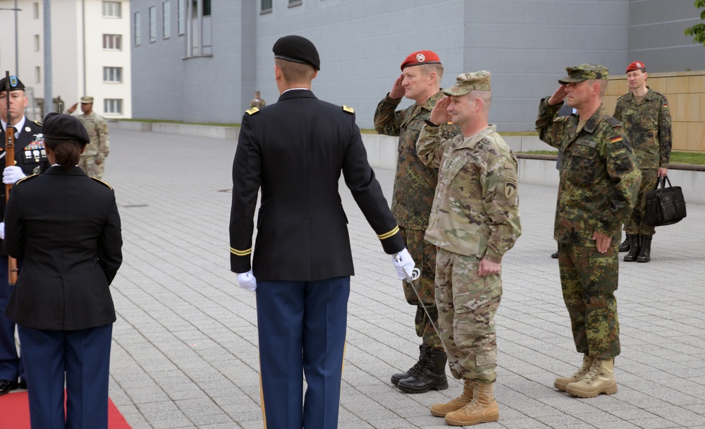 German Gen. Erhard Bühler visits U.S. Army Europe headquarters