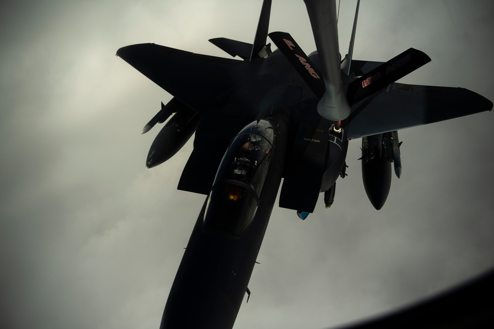 The 28th Expeditionary Air Refueling Squadron supports OIR The 28th Expeditionary Air Refueling Squadron supports OIR