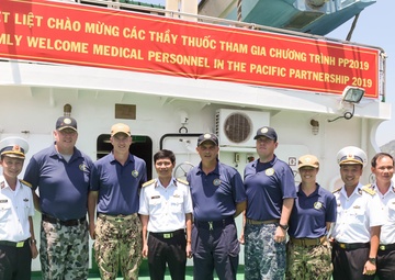 Pacific Partnership Visits Khanh Hoa