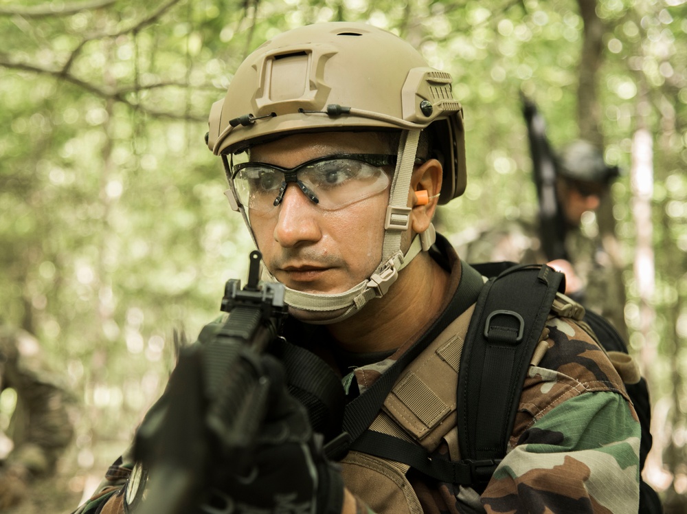 NAVSCIATTS Class 19-3 Participate in FTX