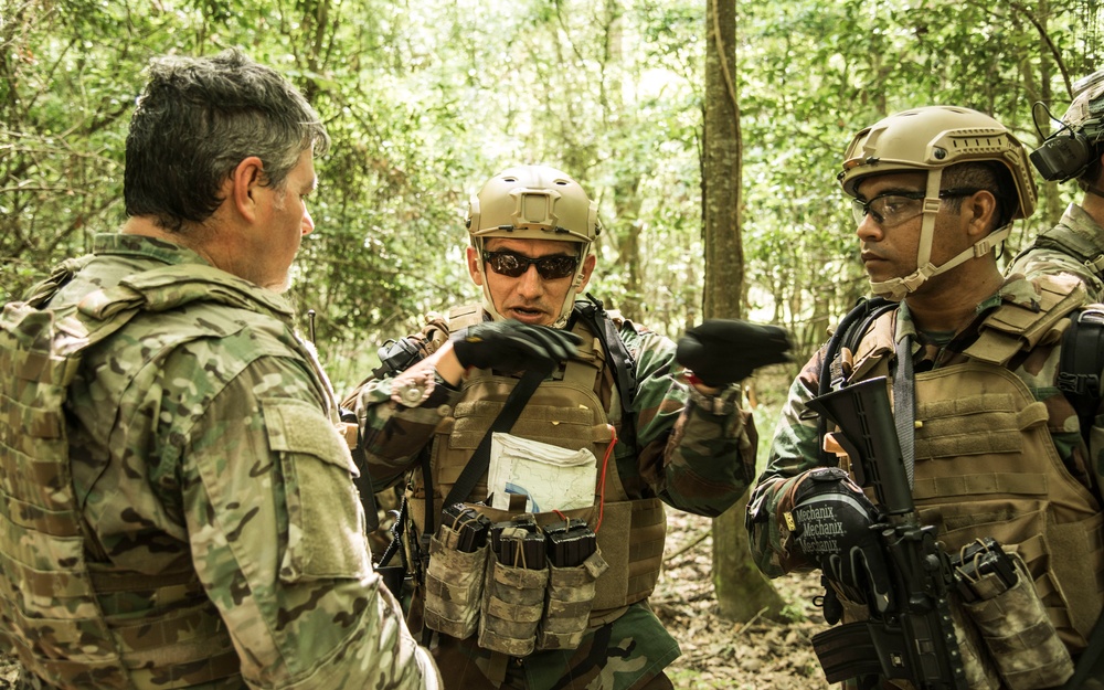 NAVSCIATTS Class 19-3 Participates in FTX