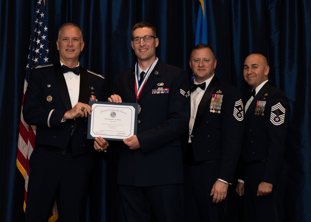 ALS Class 19-4 graduation