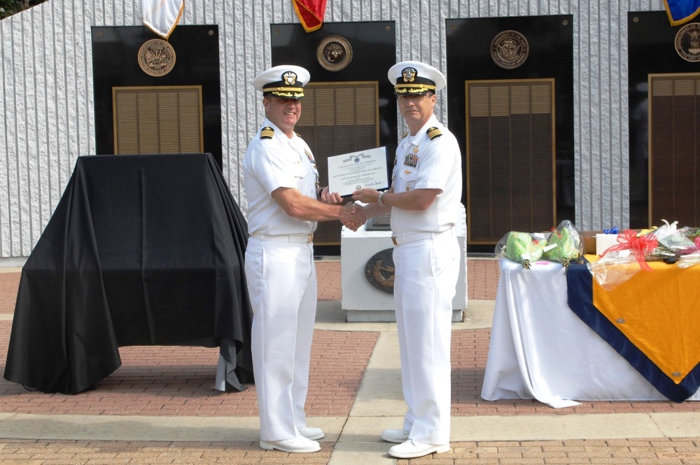 NAVSCOLEOD Holds Change of Command Ceremony