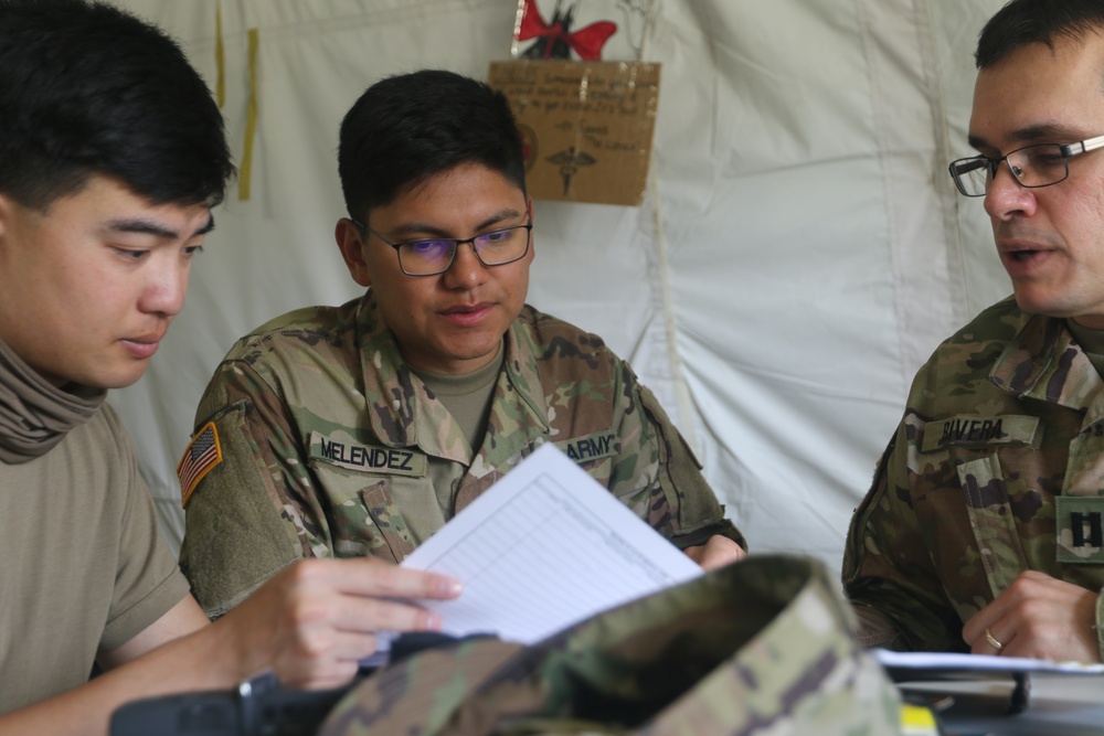U.S. Army Reserve Soldiers provide medical support during Beyond the Horizon 2019