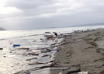Coast Guard responds to fishing vessel grounded on Clatsop Spit near the Columbia River Bar entrance, Wash.