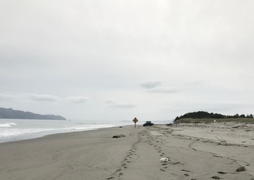 Coast Guard responds to fishing vessel grounded on Clatsop Spit near the Columbia River Bar entrance, Wash.