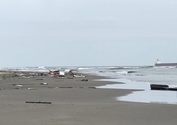 Coast Guard responds to fishing vessel grounded on Clatsop Spit near the Columbia River Bar entrance, Wash.