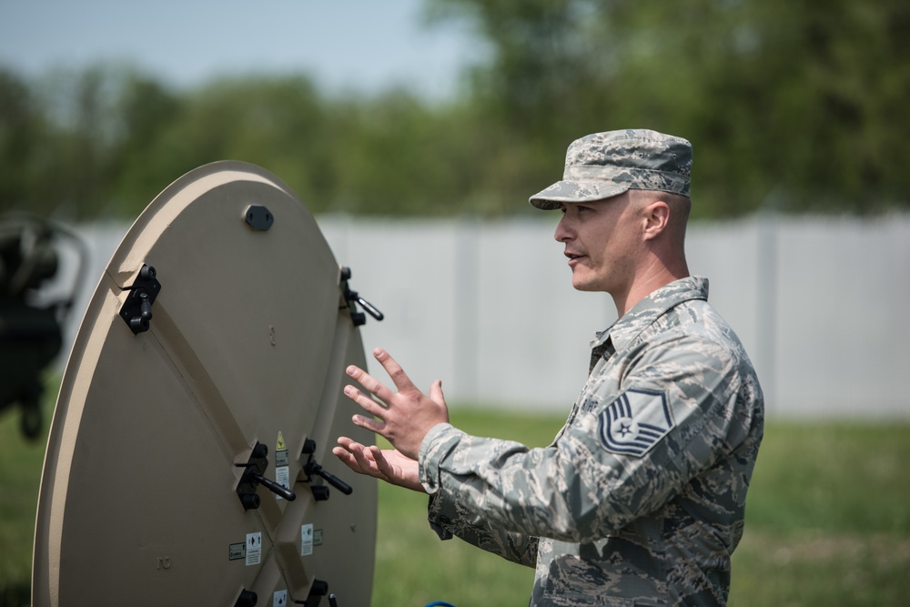 Employer Support of the Guard and Reserve hosts Boss Lift program at Fort Indiantown Gap