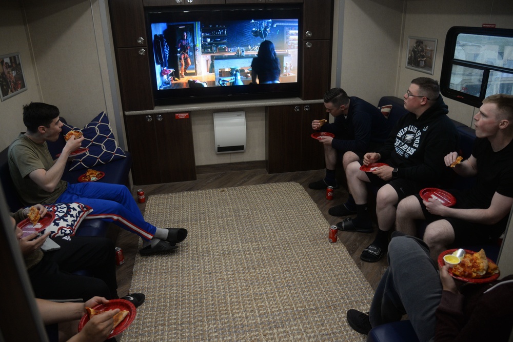 USO visits field-deployed Airmen