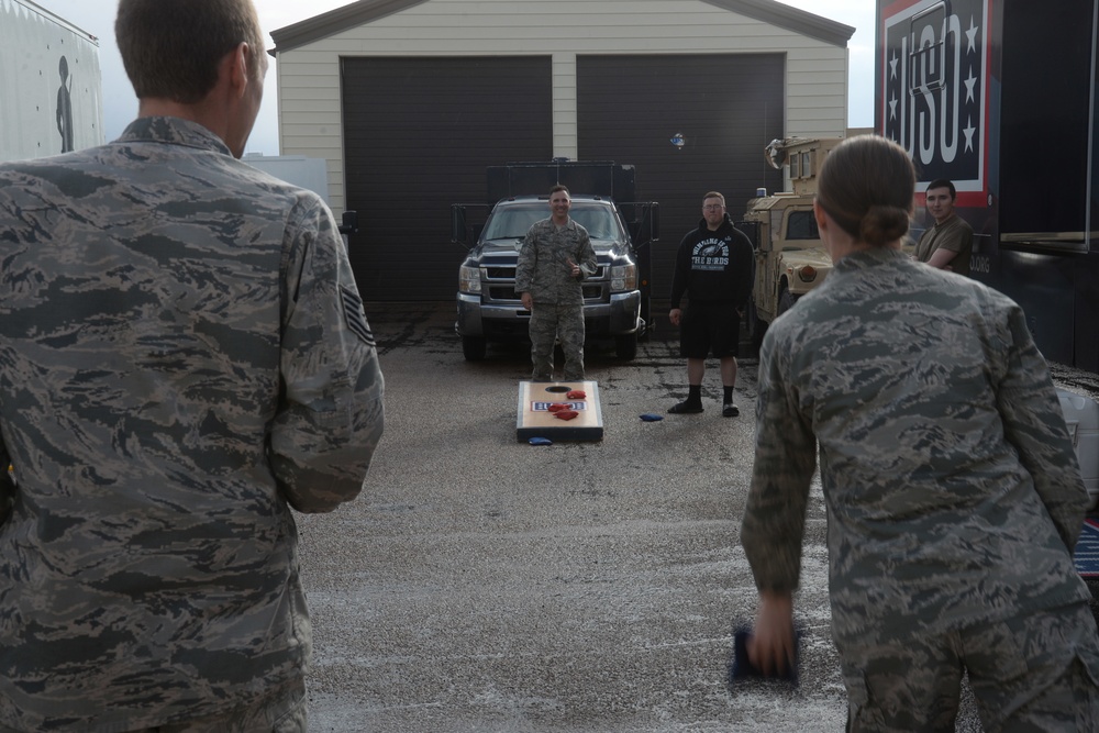 USO visits field-deployed Airmen