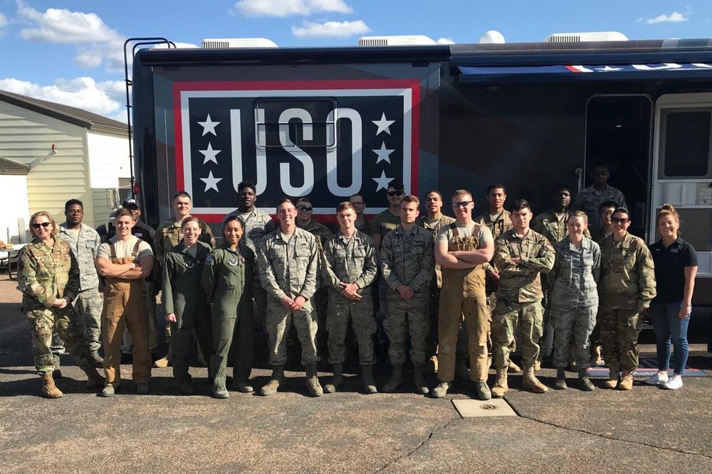 USO visits field-deployed Airmen