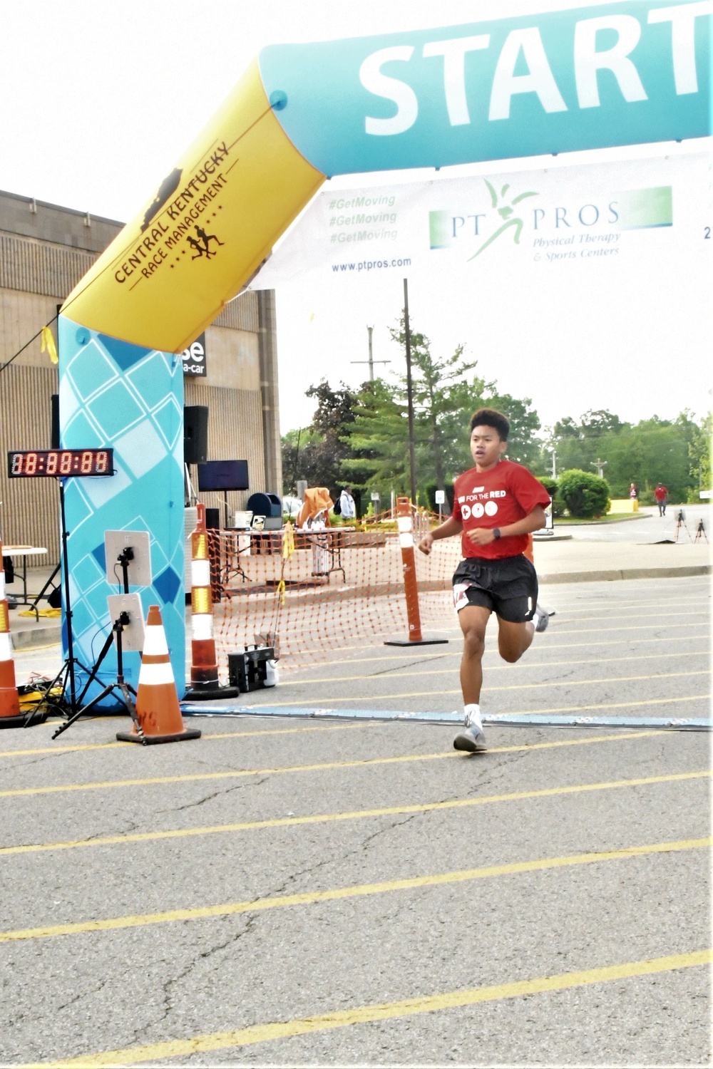 RedPHOTOS: Fort Knox hosts American Red Cross 14th Annual Run for the Red 5K/10K