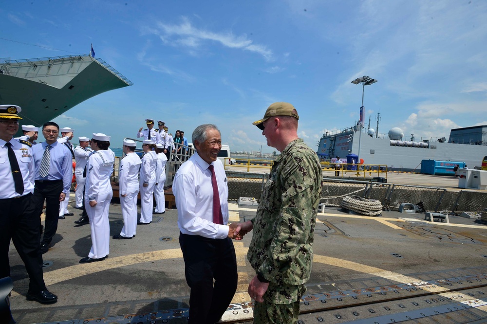 USS William P. Lawrence Participates in IMDEX