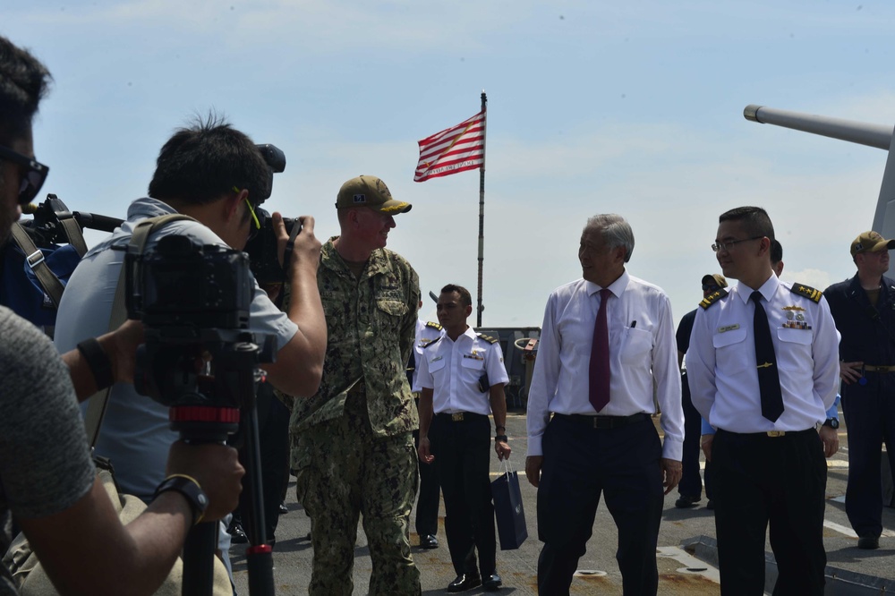 USS William P. Lawrence Participates in IMDEX