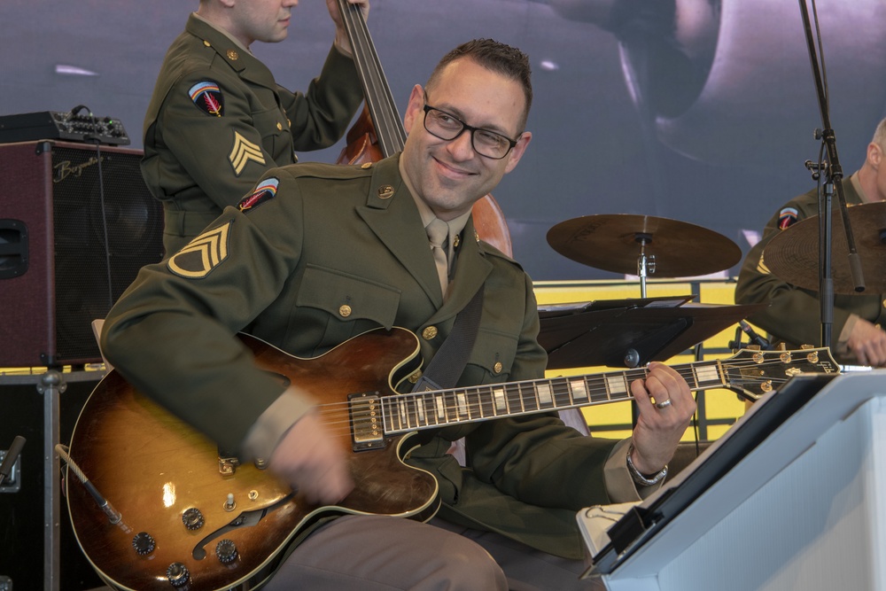 TSgt Alex Nikiforoff plays guitar at Tempelhof Airport