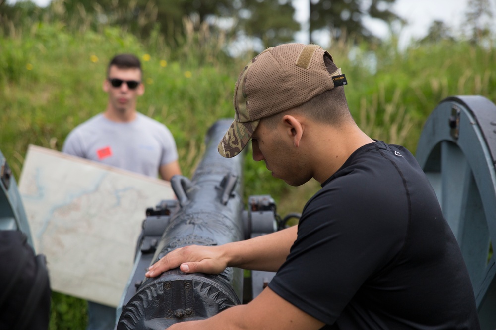 U.S Marines partake in Yorktown Battle Site Tour