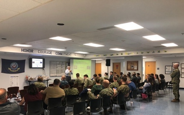 Dr. Daniel Perl, TBI Expert, Visits Naval Medical Center Camp Lejeune