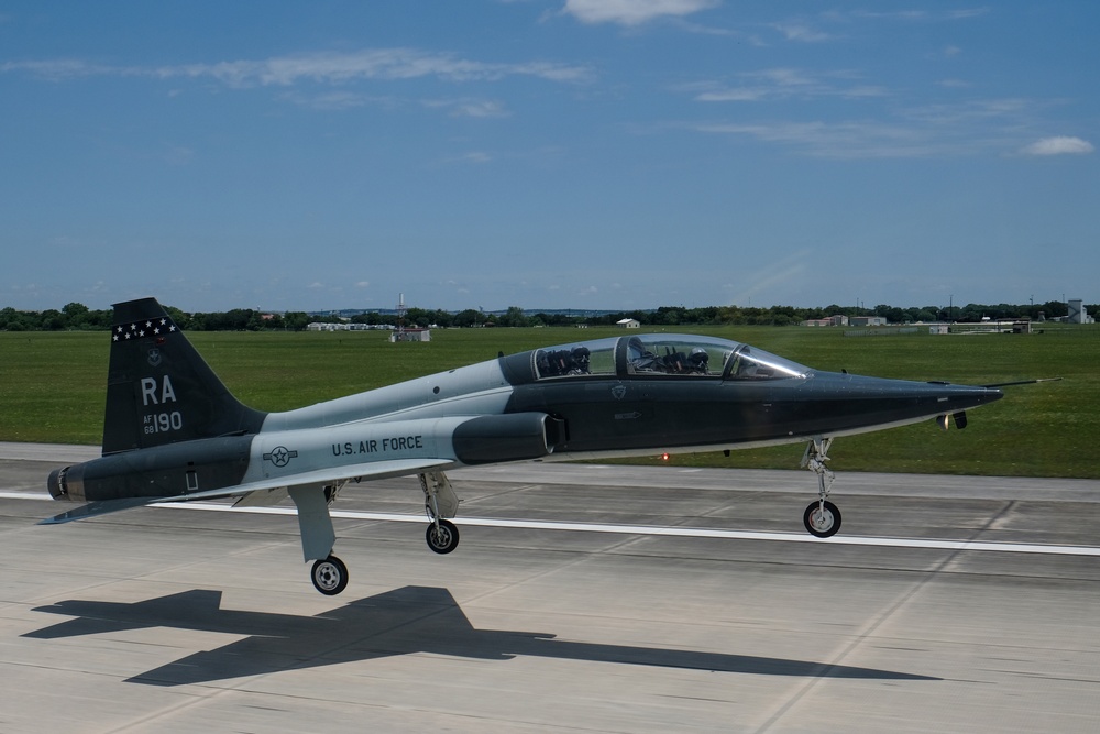 T-38C Talon conducts training over Texas