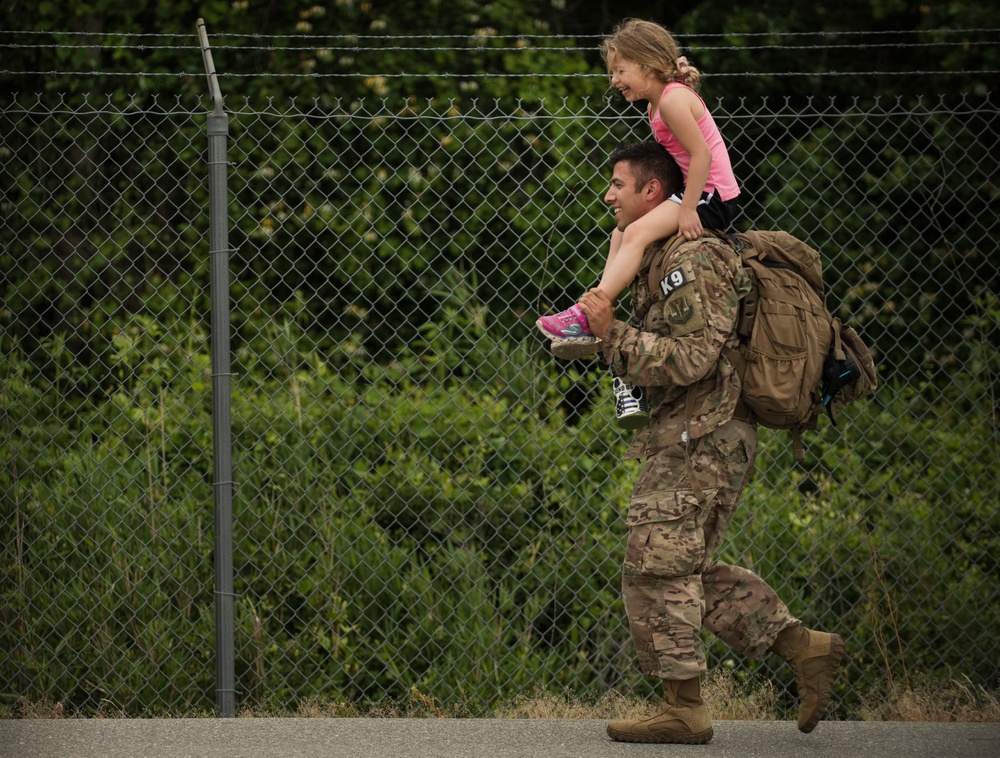Defenders commemorate National Police Week