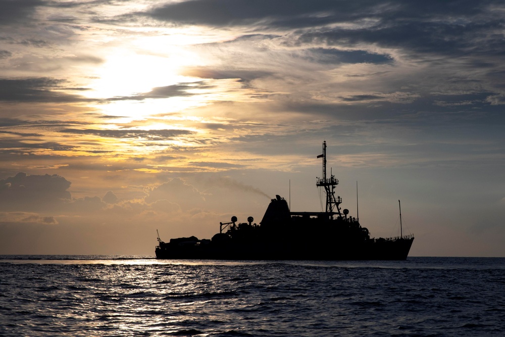 USS Patriot and USS Pioneer photo exercise