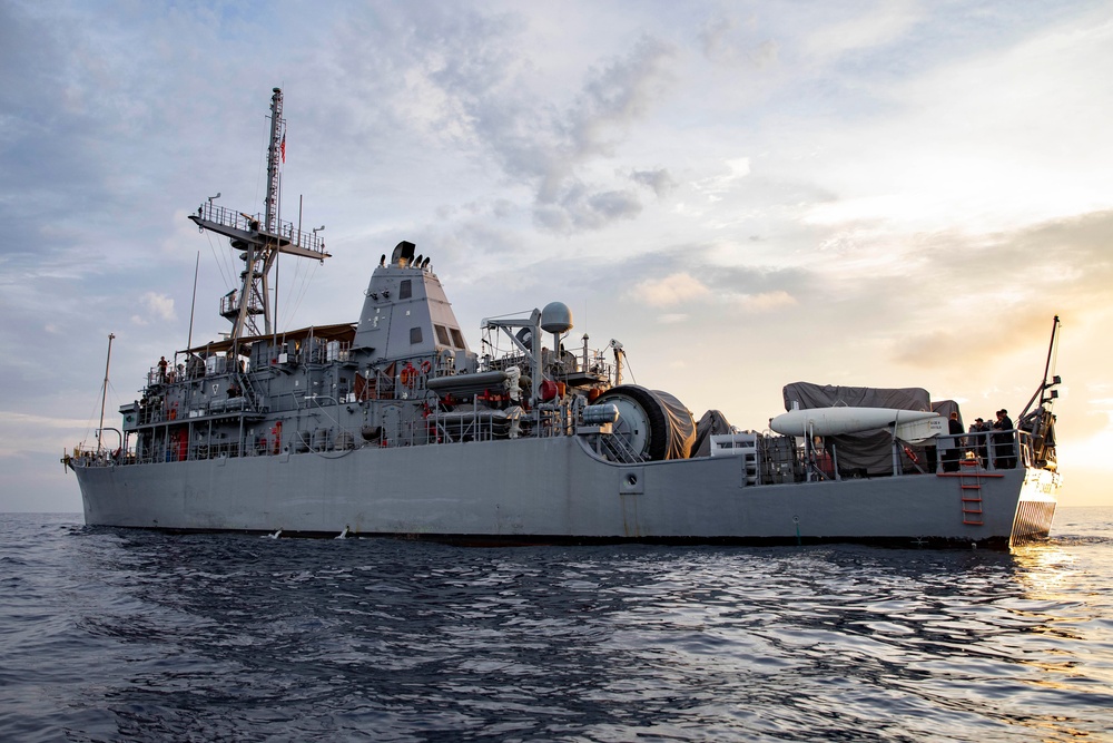 USS Patriot and USS Pioneer photo exercise