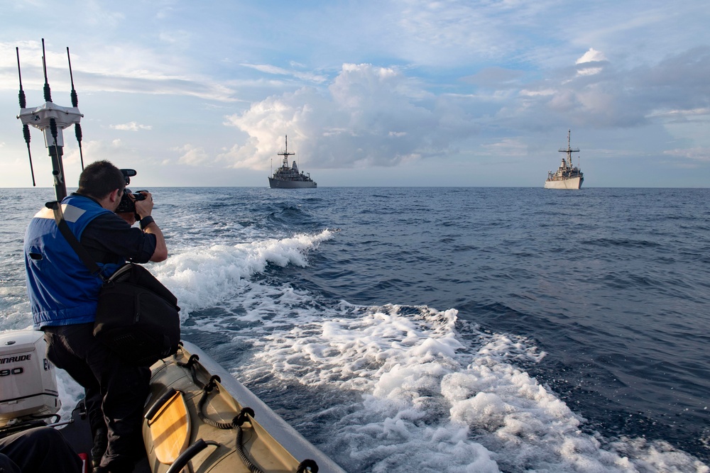 USS Patriot and USS Pioneer photo exercise