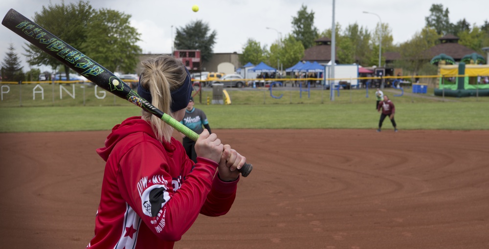 Sabers dominate Cinco de Mayo softball championship tournament