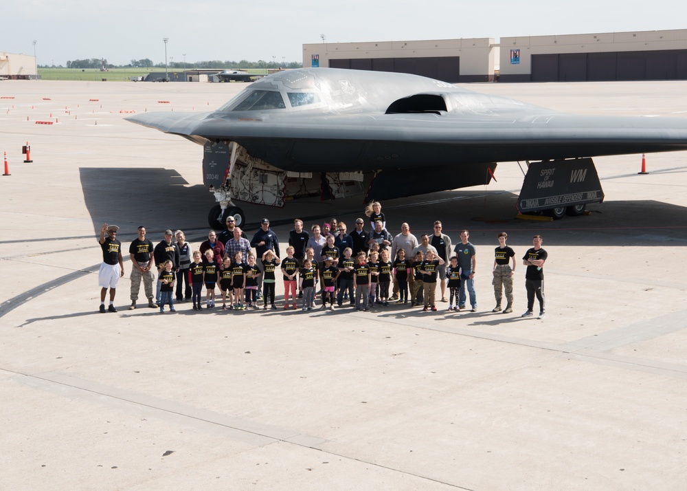 Whiteman AFB hosts mock deployment for children