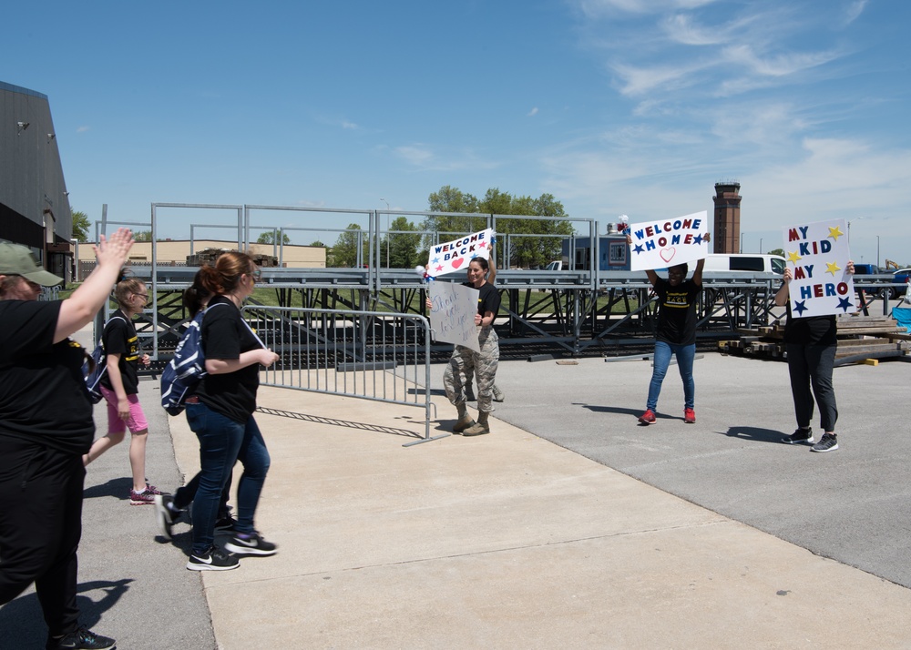 Whiteman AFB hosts mock deployment for children