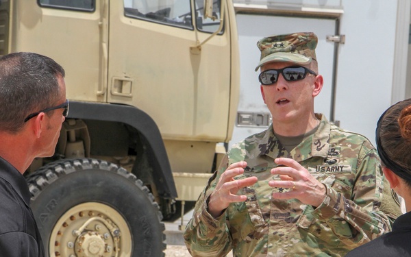 ARCENT DCG Visits Camp As Sayliyah