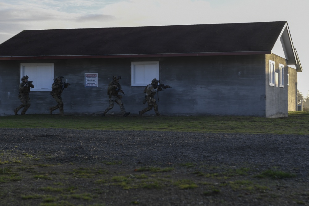 125th STS trains alongside joint teammates to sharpen readiness