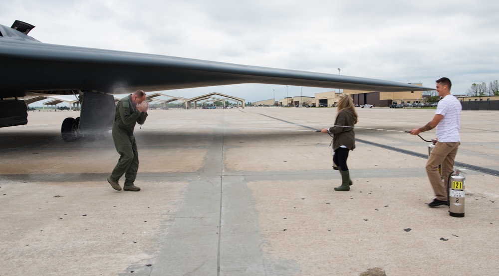 Brig. Gen. John J Nichols' fini flight as Whiteman AFB Commander