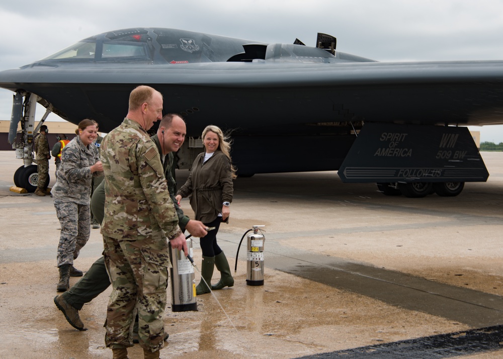 Brig. Gen. John J Nichols' fini flight as Whiteman AFB Commander