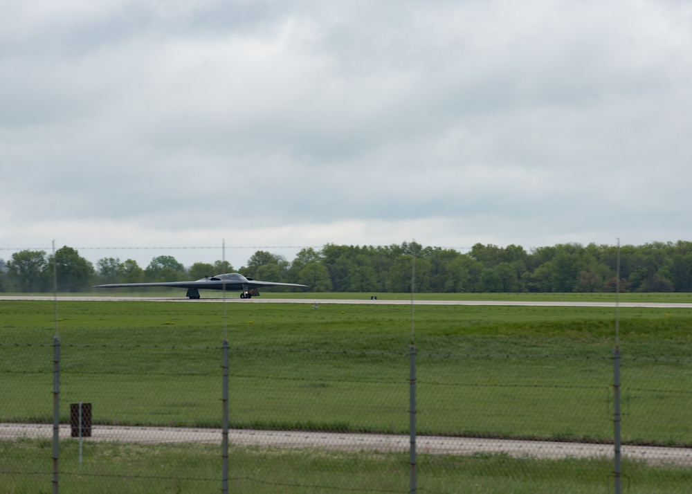 Brig. Gen. John J Nichols' fini flight as Whiteman AFB Commander