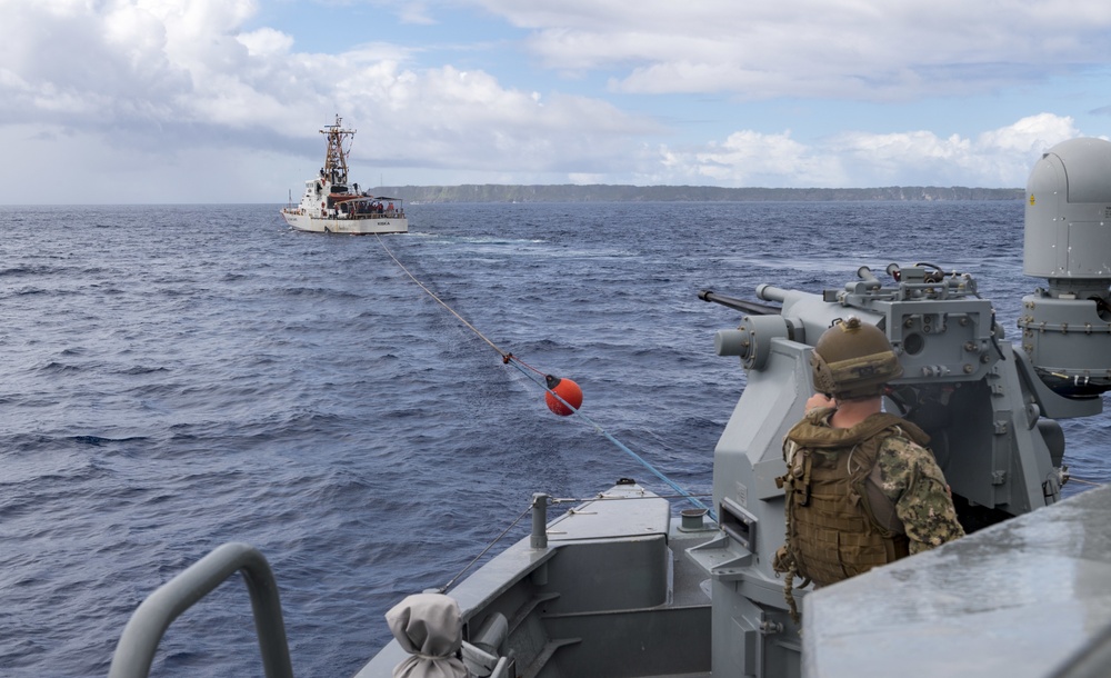 CRS-2, USCGC Kiska conduct ship towing training