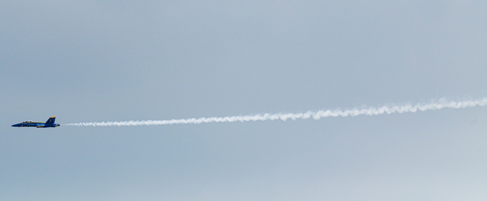 Blue Angels Conduct KI, Media Flights at Cape Girardeau