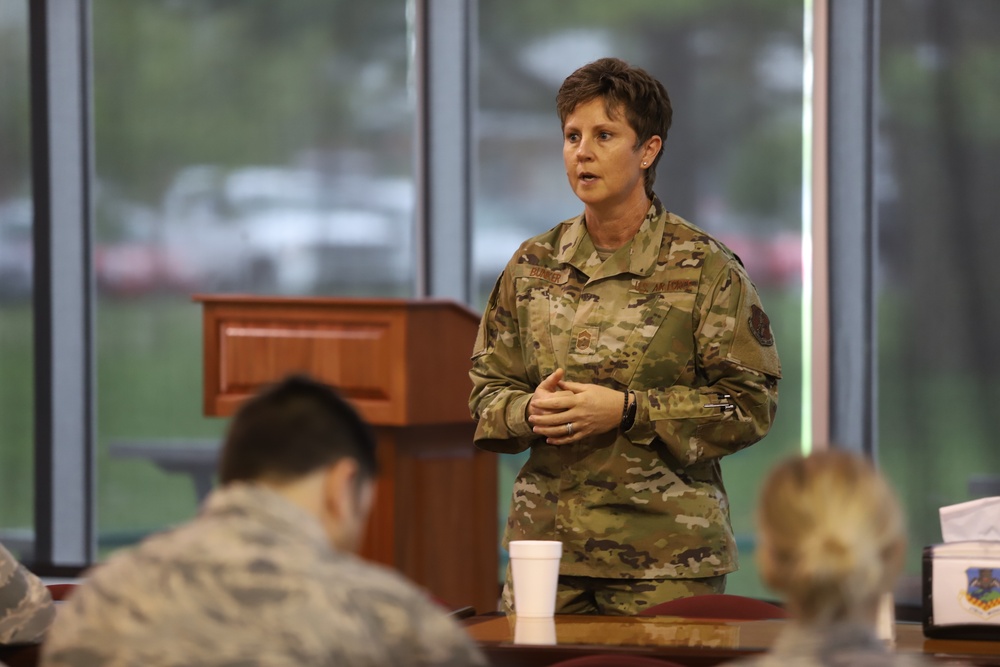 Chief provides interview tips to Airmen