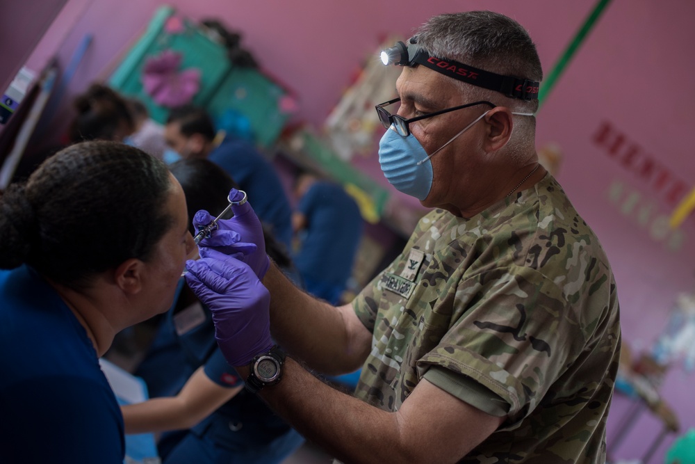 U.S. service members support health efforts in El Paraiso